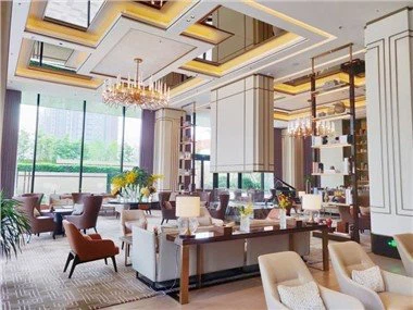 ソファのバックテーブル